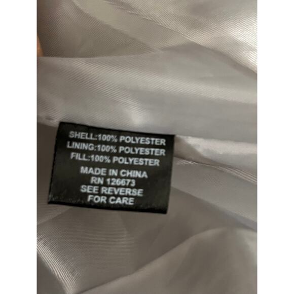 NWT NFL Shield Puffer Jacket M Silver Gray Hooded Quilted Coat Ultra Game $140 - Picture 7 of 10